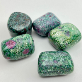 Ruby Fuchsite Kyanite | Tumbled | 25-35mm | India