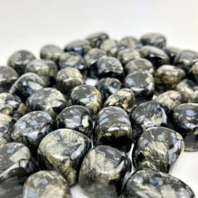 Glaucophane Tumbled | 20-30mm | 1lb | Wisconsin